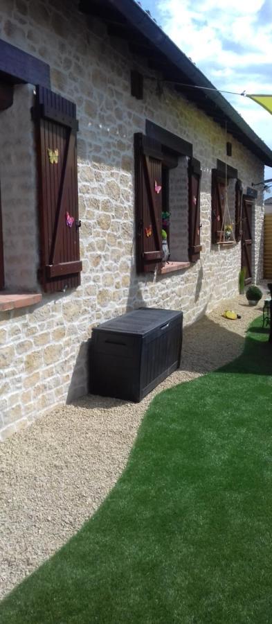 Au Gue Du Bois Bed & Breakfast Neuville-du-Poitou Exterior foto